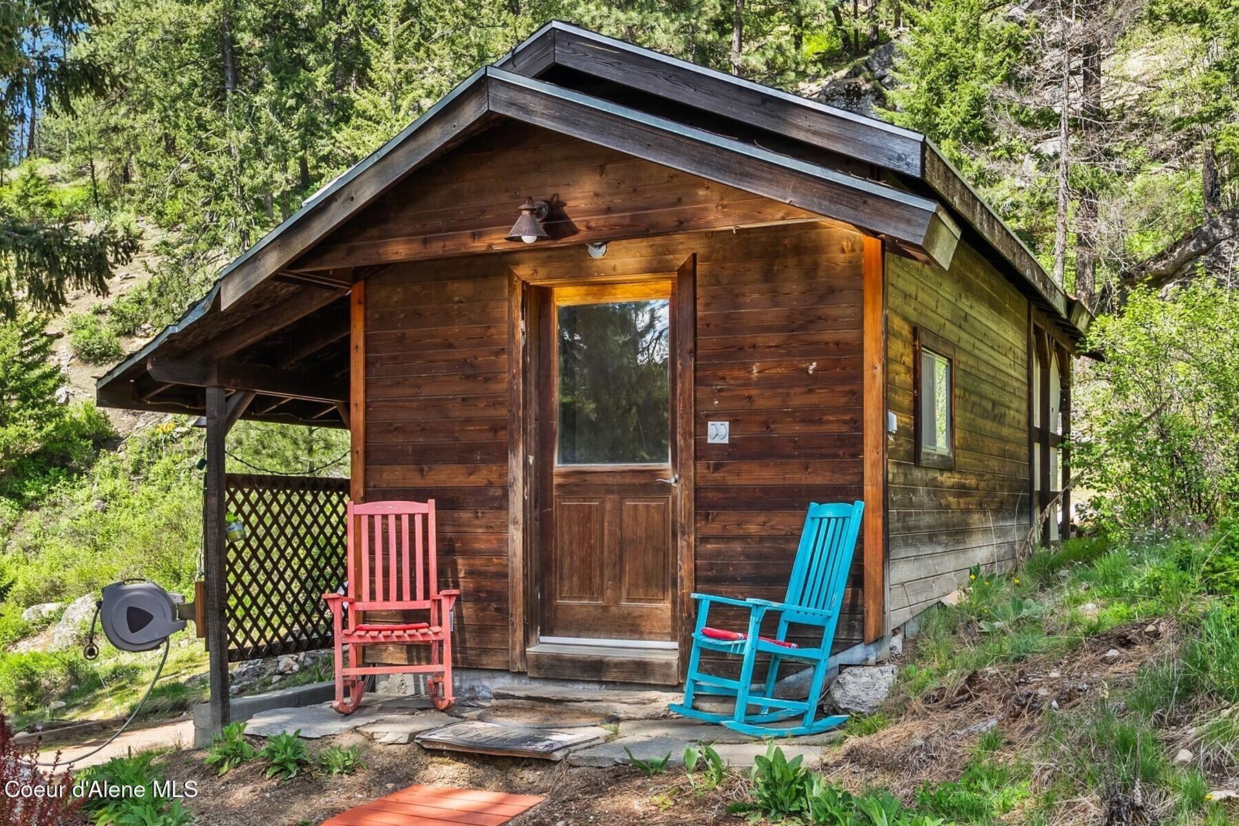 4057 Jewel Lake Road Sagle, ID 83860 - Photo 32 of 52 Great extra space