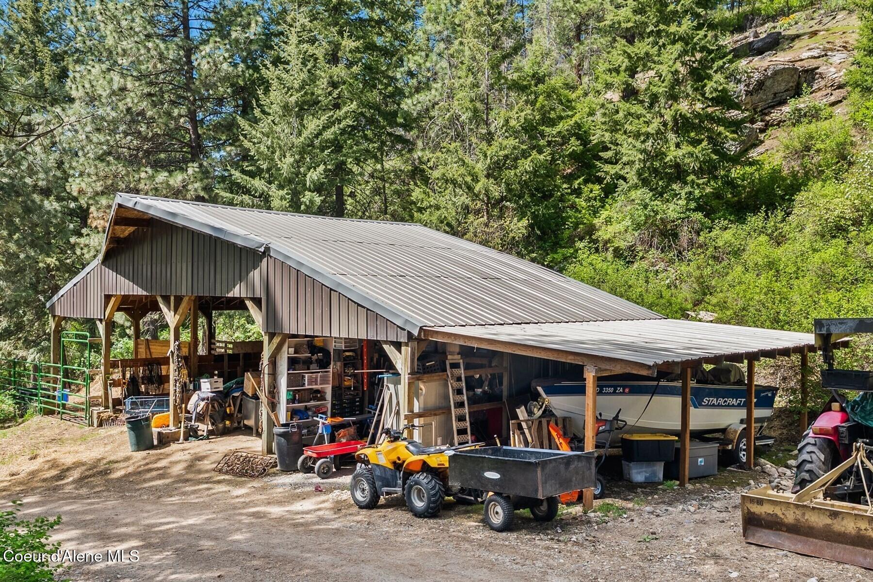 4057 Jewel Lake Road Sagle, ID 83860 - Photo 37 of 52 .