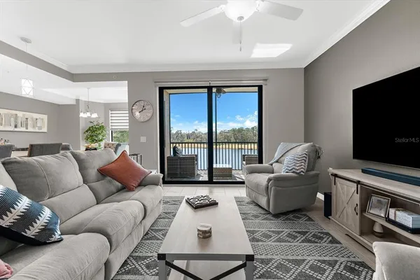 $2,450 | 17626 Gawthrop Drive, Unit 207, Bradenton, FL 34211