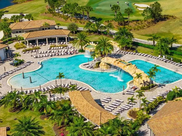 $2,450 | 17626 Gawthrop Drive, Unit 207, Bradenton, FL 34211