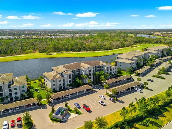 $2,450 | 17626 Gawthrop Drive, Unit 207, Bradenton, FL 34211