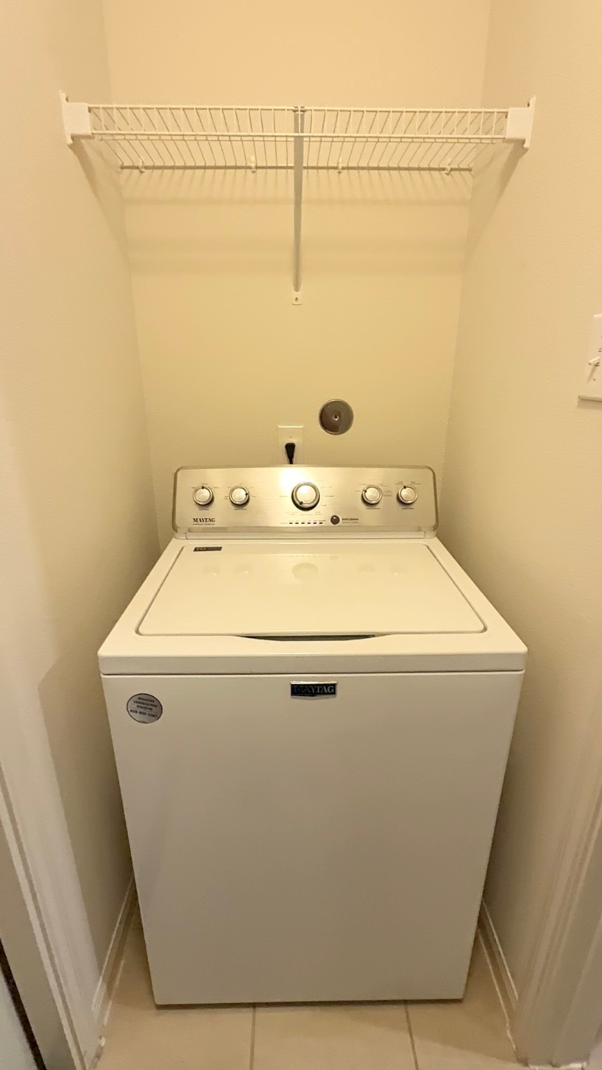 22418 Threefold Ridge Drive Hockley, TX 77447 - Photo 18 of 19 a utility room with dryer and washer
