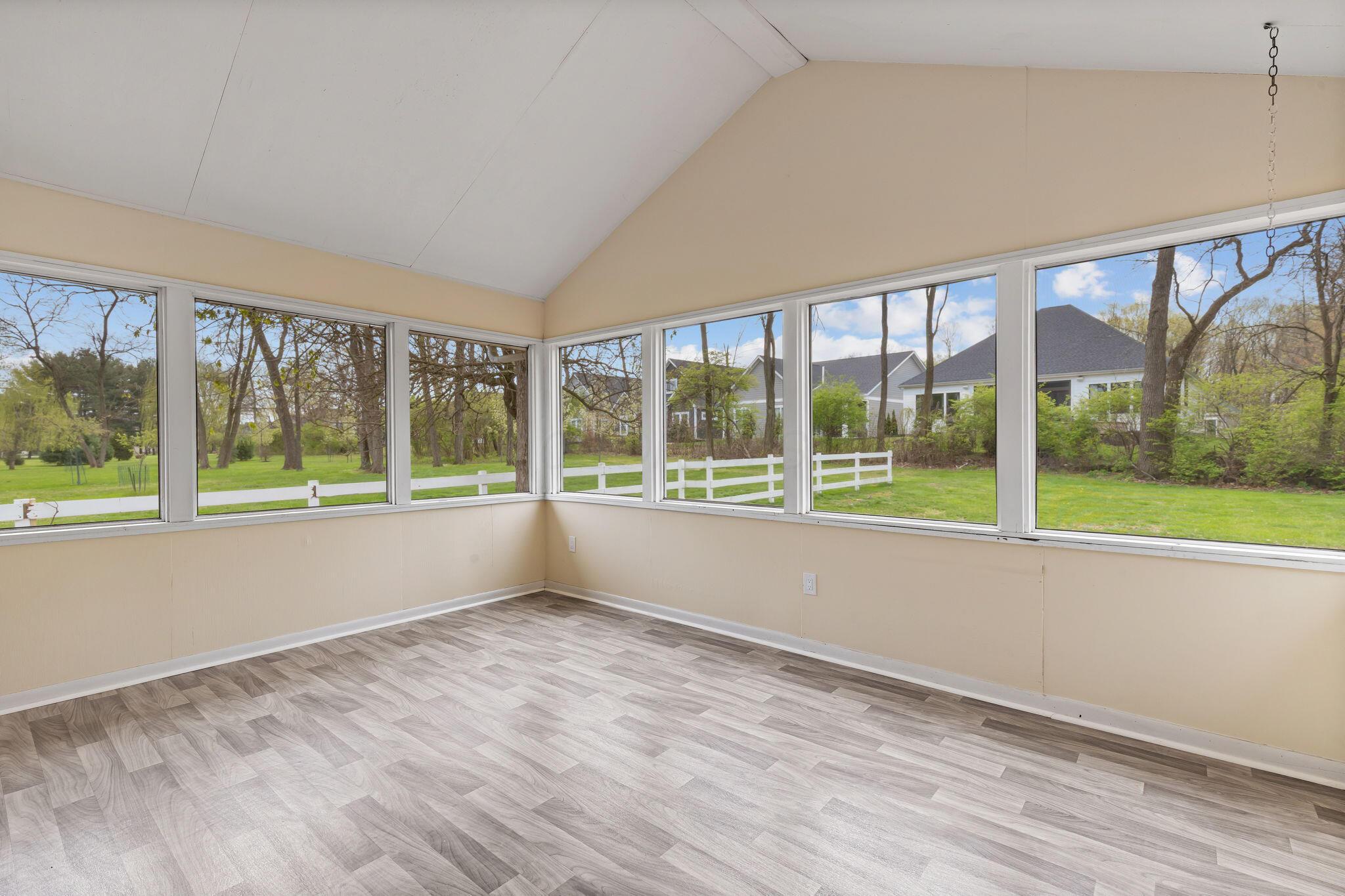 6900 Lee Road Westerville, OH 43081 - Photo 6 of 41 Screened Porch