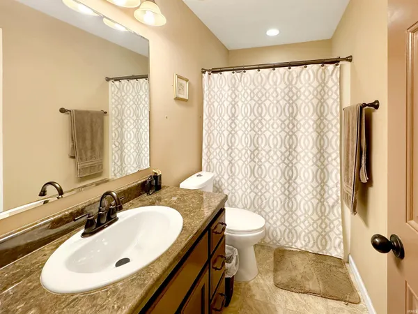 $325,000 | 13226 Indiana Street, Grabill, IN 46741