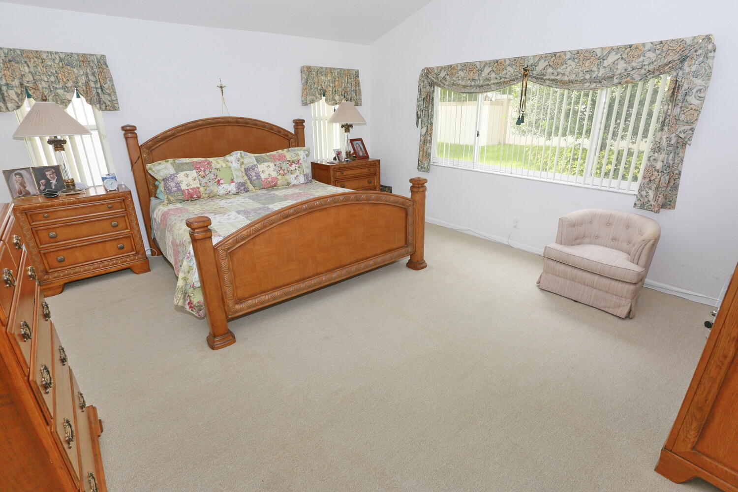 6849 Sun River Road Boynton Beach, FL 33437 - Photo 13 of 35 15-Master Bedroomjpg