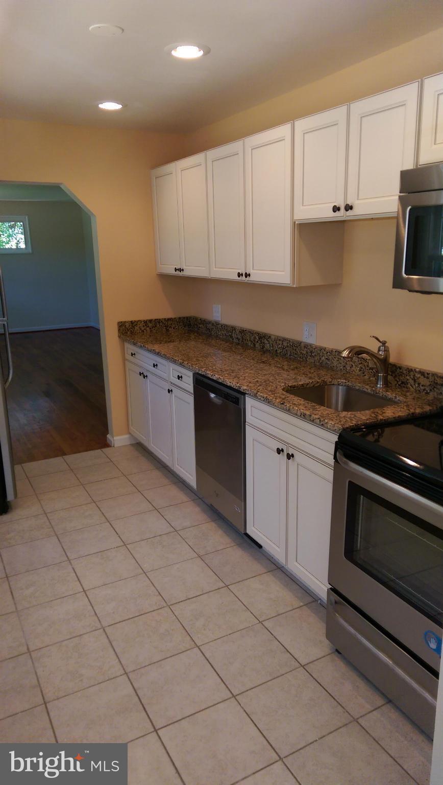 2995 Thomas Road Bryans Road, MD 20616 - Photo 2 of 18 Kitchen