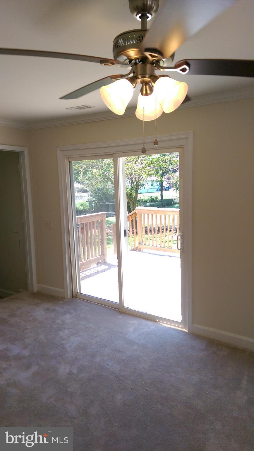 2995 Thomas Road Bryans Road, MD 20616 - Photo 5 of 18 Family Room