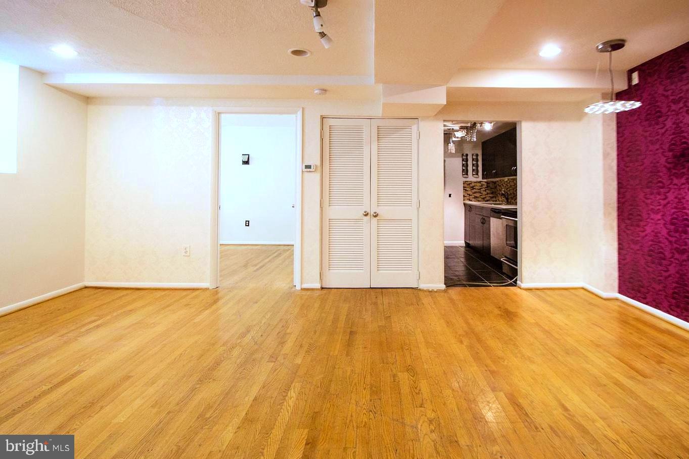 2633 Adams Mill Road Northwest, Unit B2 Washington, DC 20009 - Photo 4 of 14 Gallery Image 4
