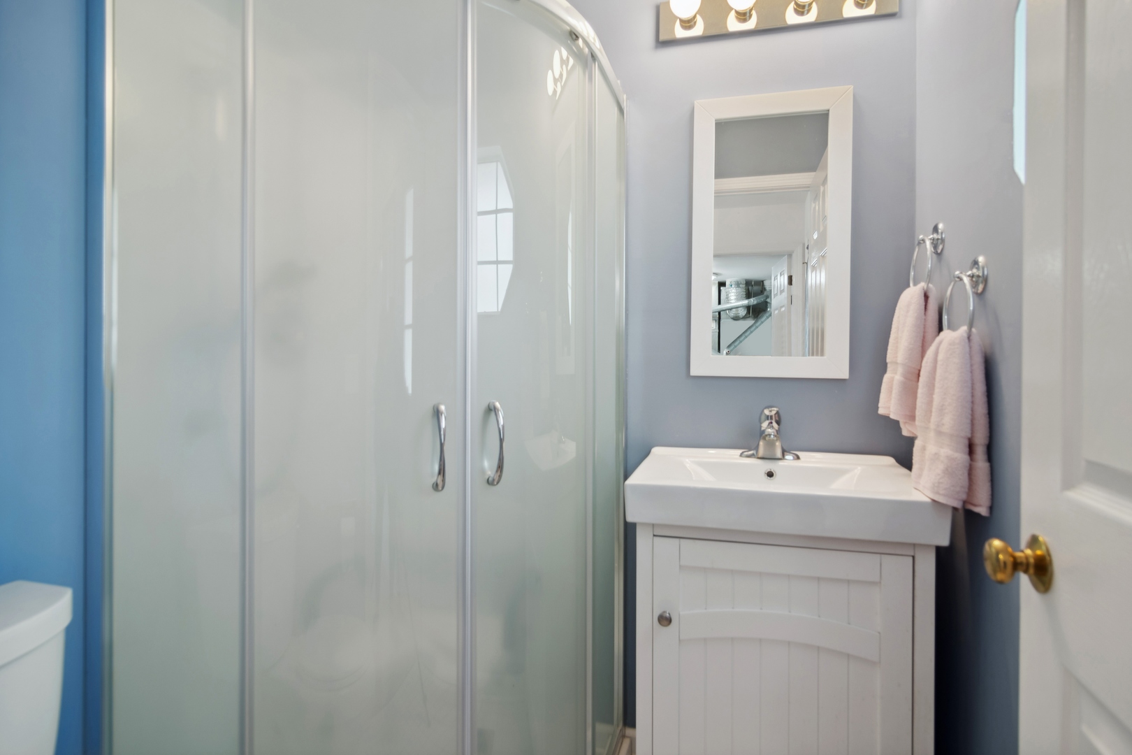 1068 Stillwater Road Elgin, IL 60120 - Photo 13 of 14 Gallery Image 13