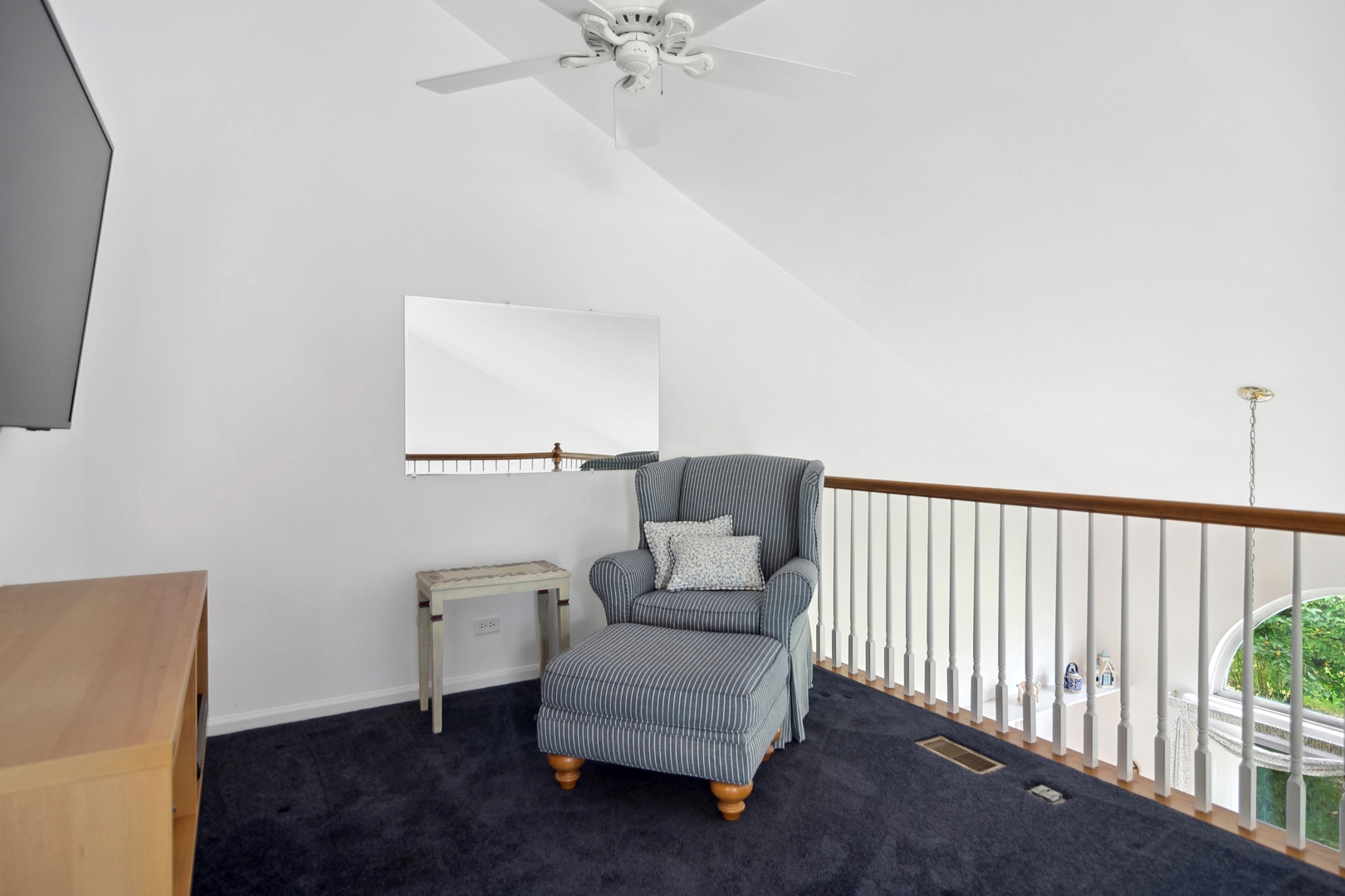 1068 Stillwater Road Elgin, IL 60120 - Photo 9 of 14 Gallery Image 9