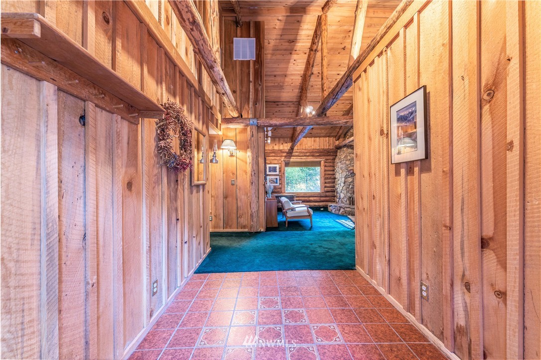 4540 Navarre Coulee Road Chelan, WA 98816 - Photo 2 of 38 Gallery Image 2