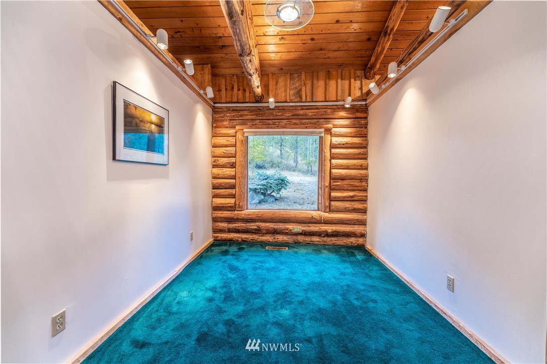 4540 Navarre Coulee Road Chelan, WA 98816 - Photo 5 of 38 Gallery Image 5