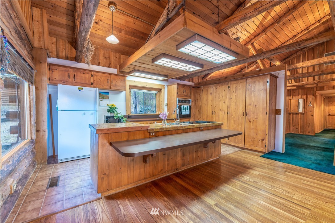 4540 Navarre Coulee Road Chelan, WA 98816 - Photo 9 of 38 Gallery Image 9