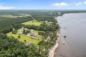 651 Becton Road Havelock, NC 28532 - Photo 4 of 19 thumbnail-8d39e348-3e1a-4d28-823e-e25ddc