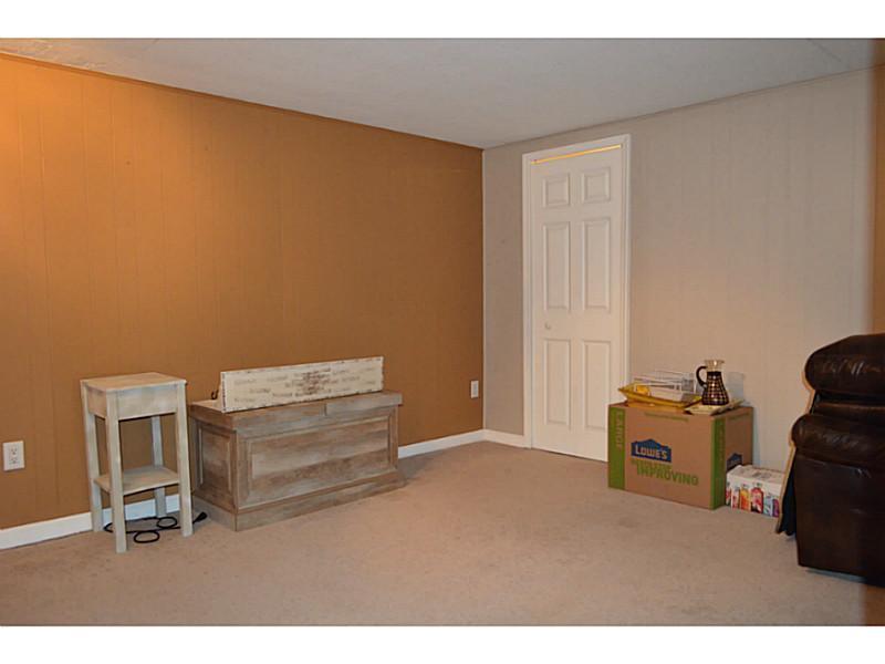 4602 Laredo Street Springfield, OH 45503 - Photo 10 of 14