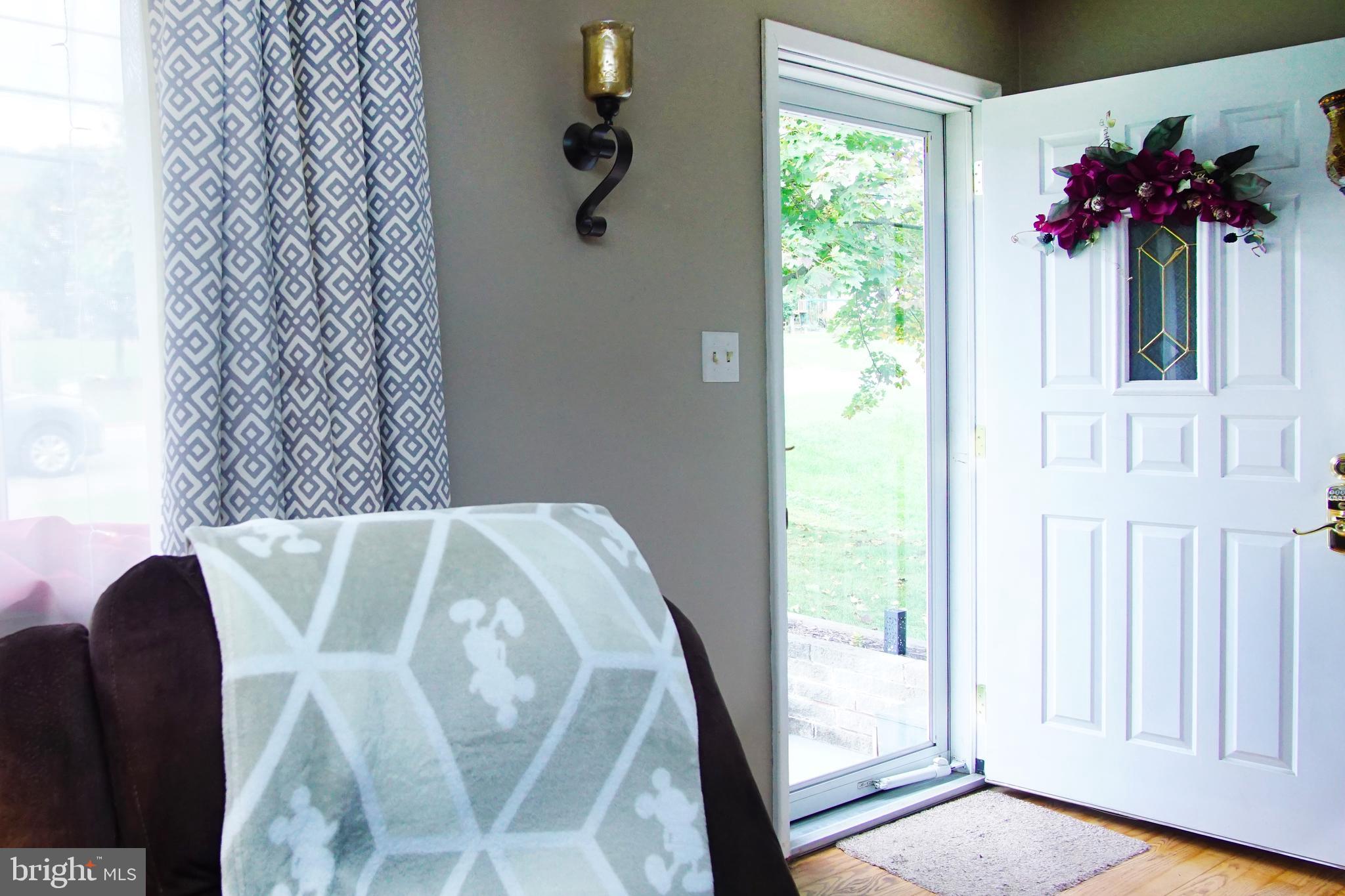 12806 Winchester Road Southwest Cumberland, MD 21502 - Photo 11 of 54 Main entry door into living room...