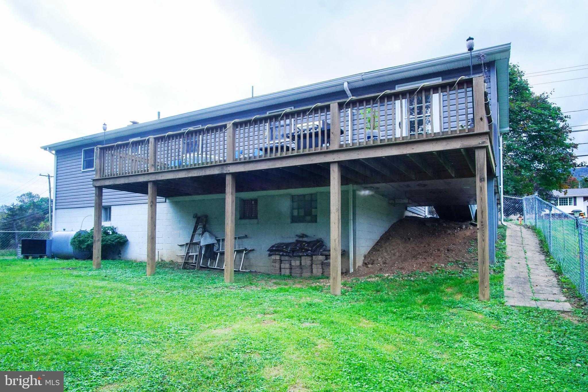 LARGE rear deck for entertaining!