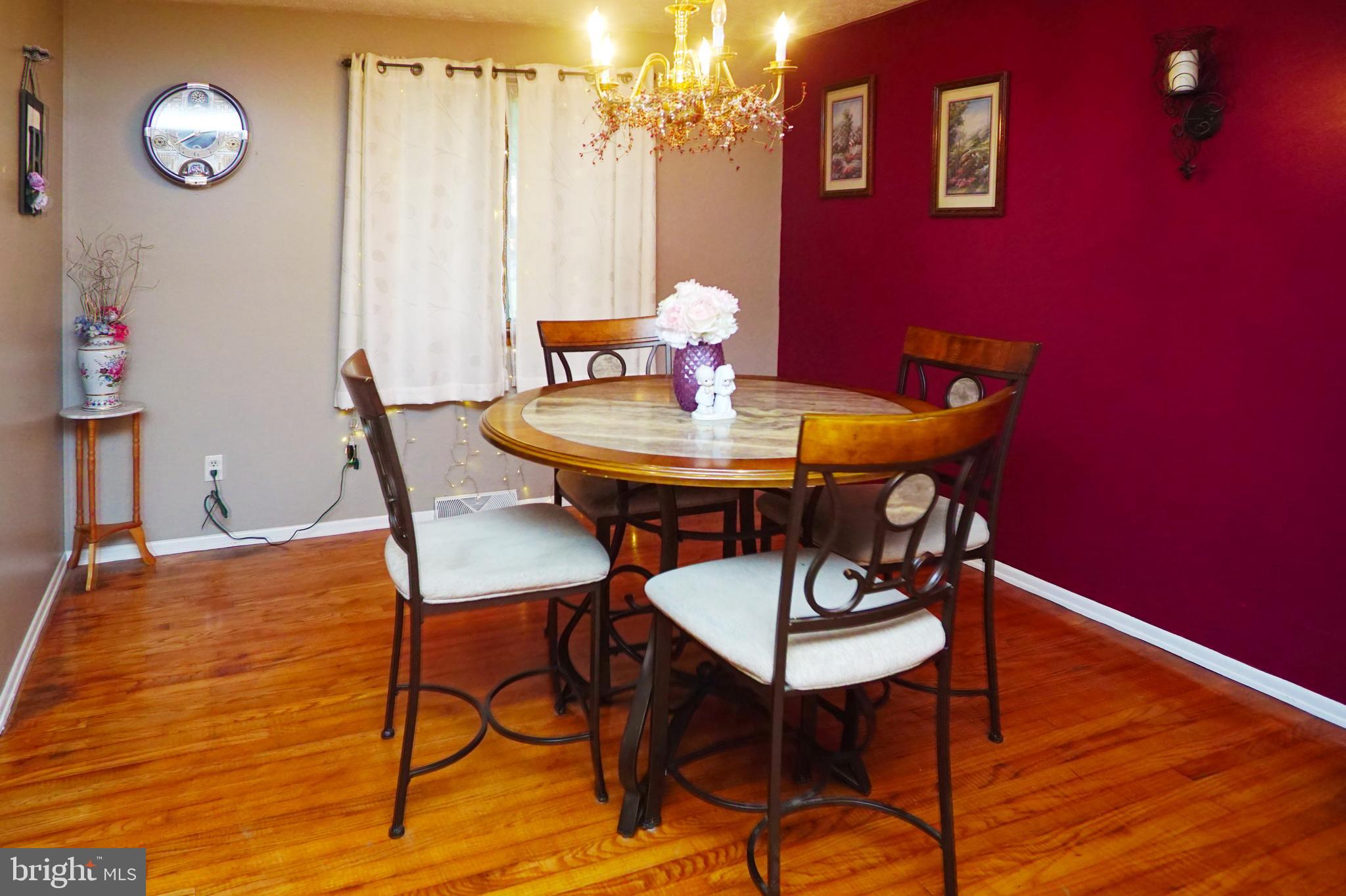 12806 Winchester Road Southwest Cumberland, MD 21502 - Photo 22 of 54 Spacious dining room!