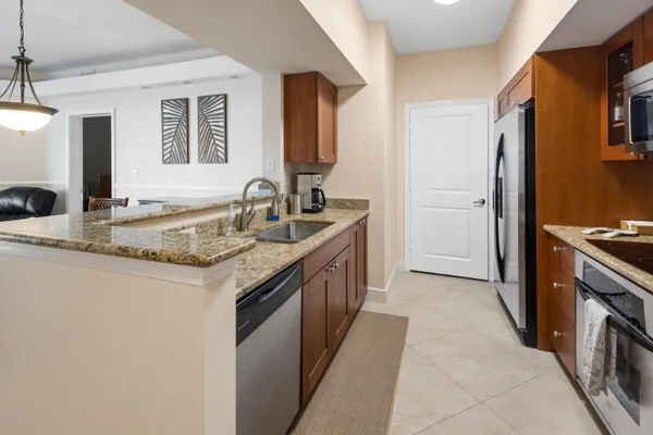 $2,800 | 275 Northwest Flagler Avenue, Unit 205, Stuart, FL 34994