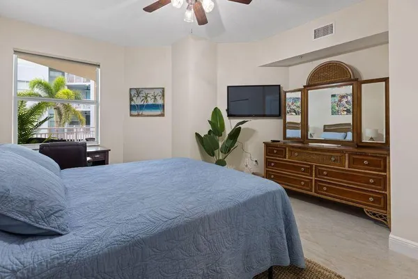 $2,800 | 275 Northwest Flagler Avenue, Unit 205, Stuart, FL 34994