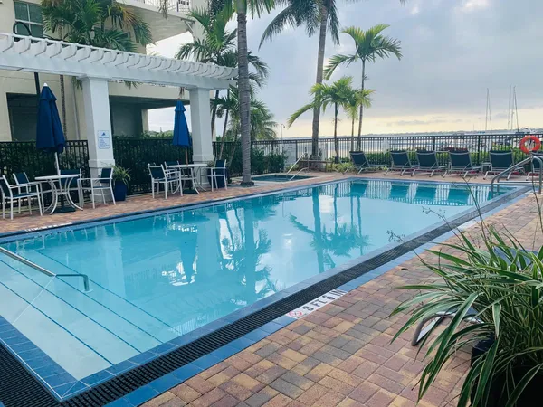 $2,800 | 275 Northwest Flagler Avenue, Unit 205, Stuart, FL 34994