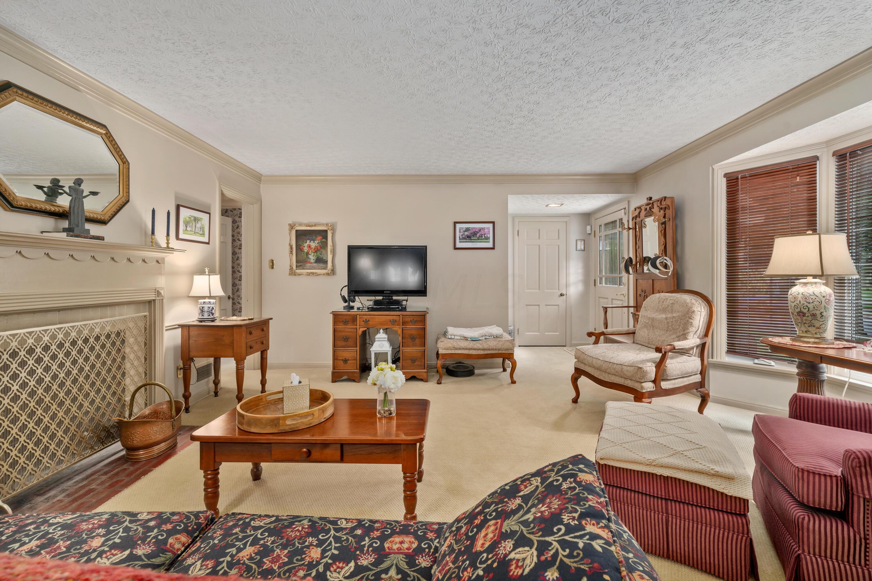 275 North Stanwood Road Bexley, OH 43209 - Photo 25 of 45 DSC09953