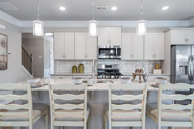 $304,900 | 203 Courtside Drive, Dunn, NC 28334