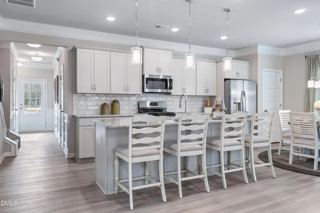 $304,900 | 203 Courtside Drive, Dunn, NC 28334