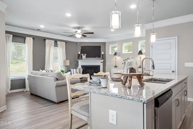 $304,900 | 203 Courtside Drive, Dunn, NC 28334