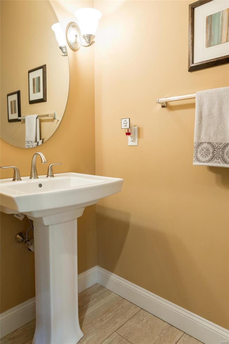660 Kehrs Mill Road Ballwin, MO 63011 - Photo 17 of 50 Gallery Image 17