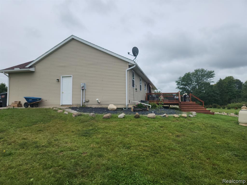 13006 Oelke Road Maybee, MI 48159 - Photo 4 of 43