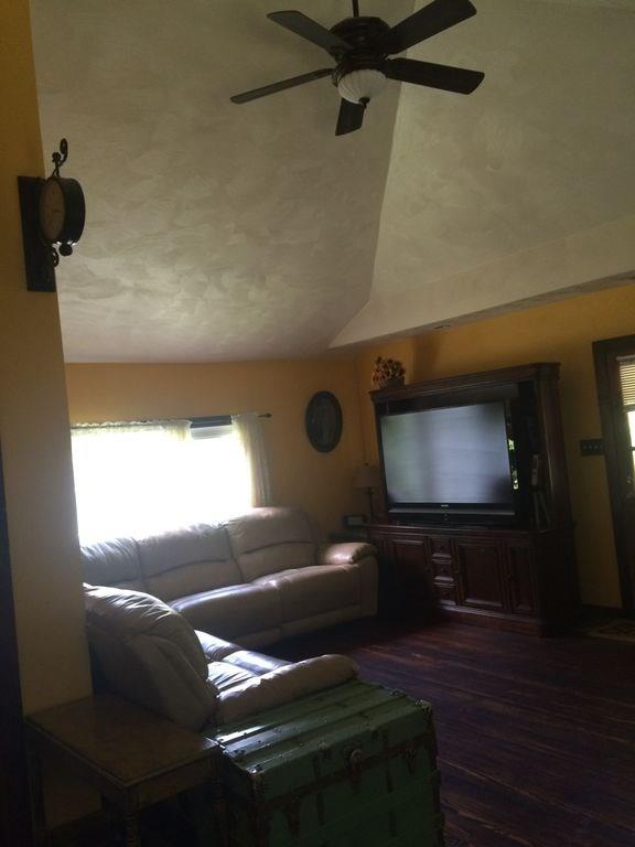 1252 Russellton Road Cheswick, PA 15024 - Photo 22 of 25 Gallery Image 22