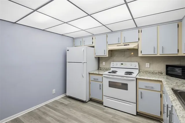 $79,900 | 1805 Eleuthera Point, Unit J2, Coconut Creek, FL 33066