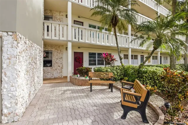 $79,900 | 1805 Eleuthera Point, Unit J2, Coconut Creek, FL 33066