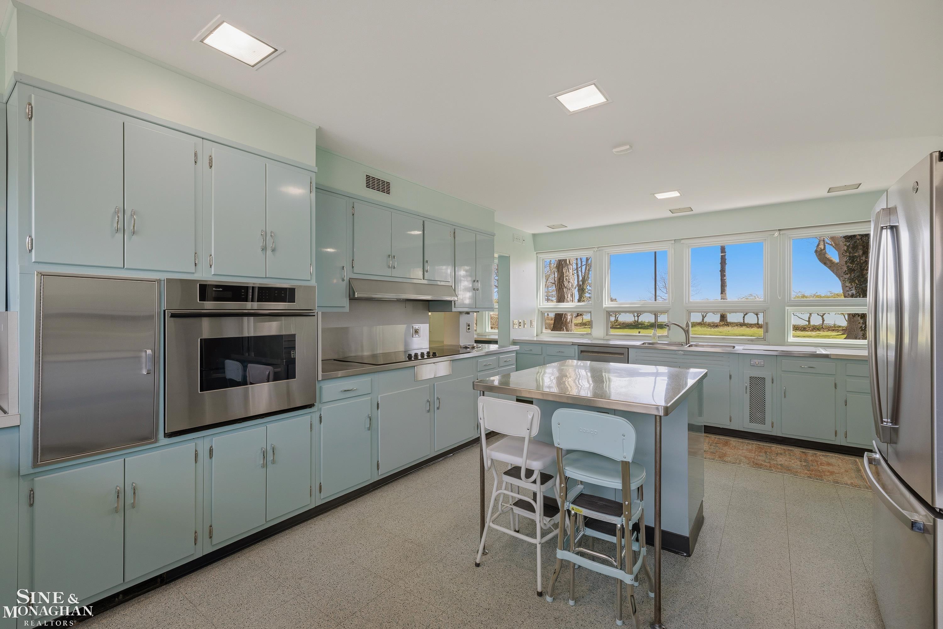 515 Lake Shore Road Grosse Pointe Shores, MI 48236 - Photo 35 of 97