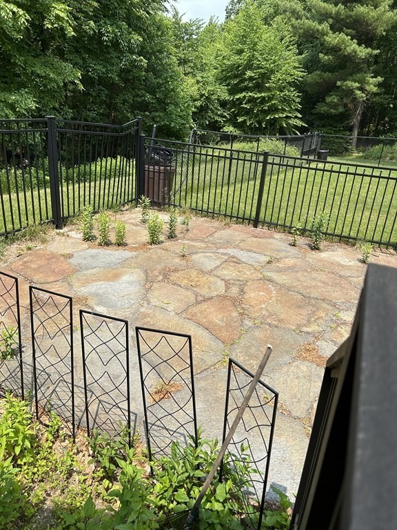 59 Paradise Lake Road Monson, MA 01057 - Photo 3 of 30