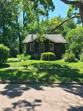 $69,900 | 1706 Hampton Road, Akron, OH 44305