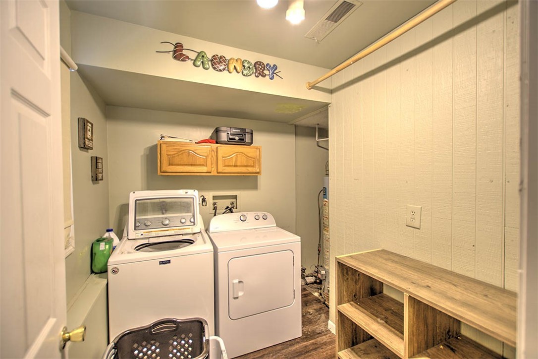 1585 East North Port Road Decatur, IL 62526 - Photo 23 of 31 Gallery Image 23