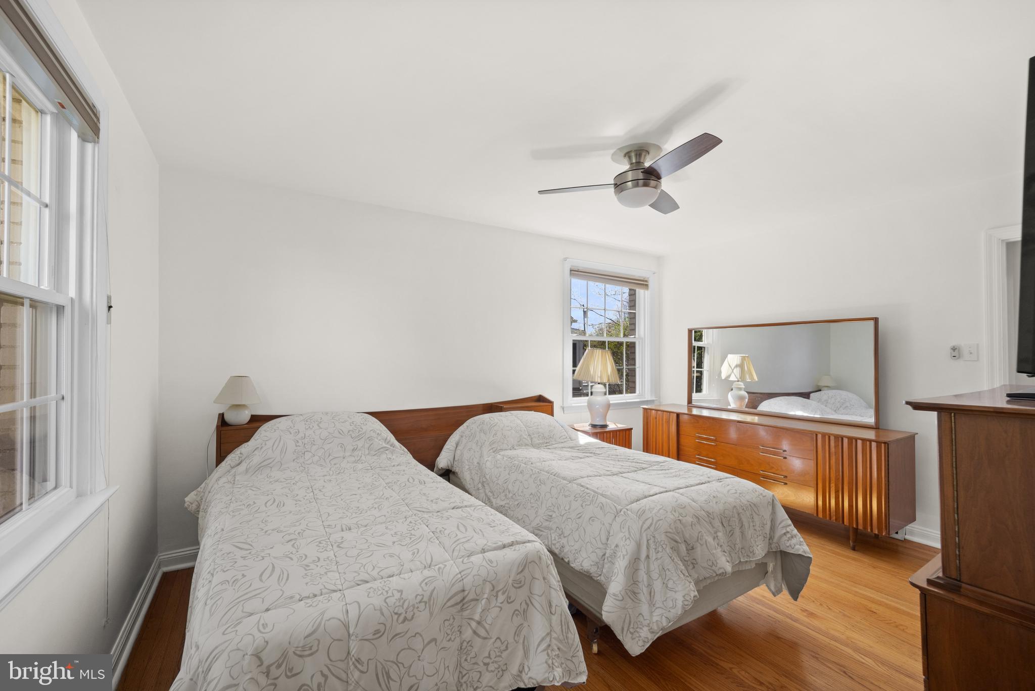 428 Kent Road Springfield, PA 19064 - Photo 14 of 33 1st floor bedrooom