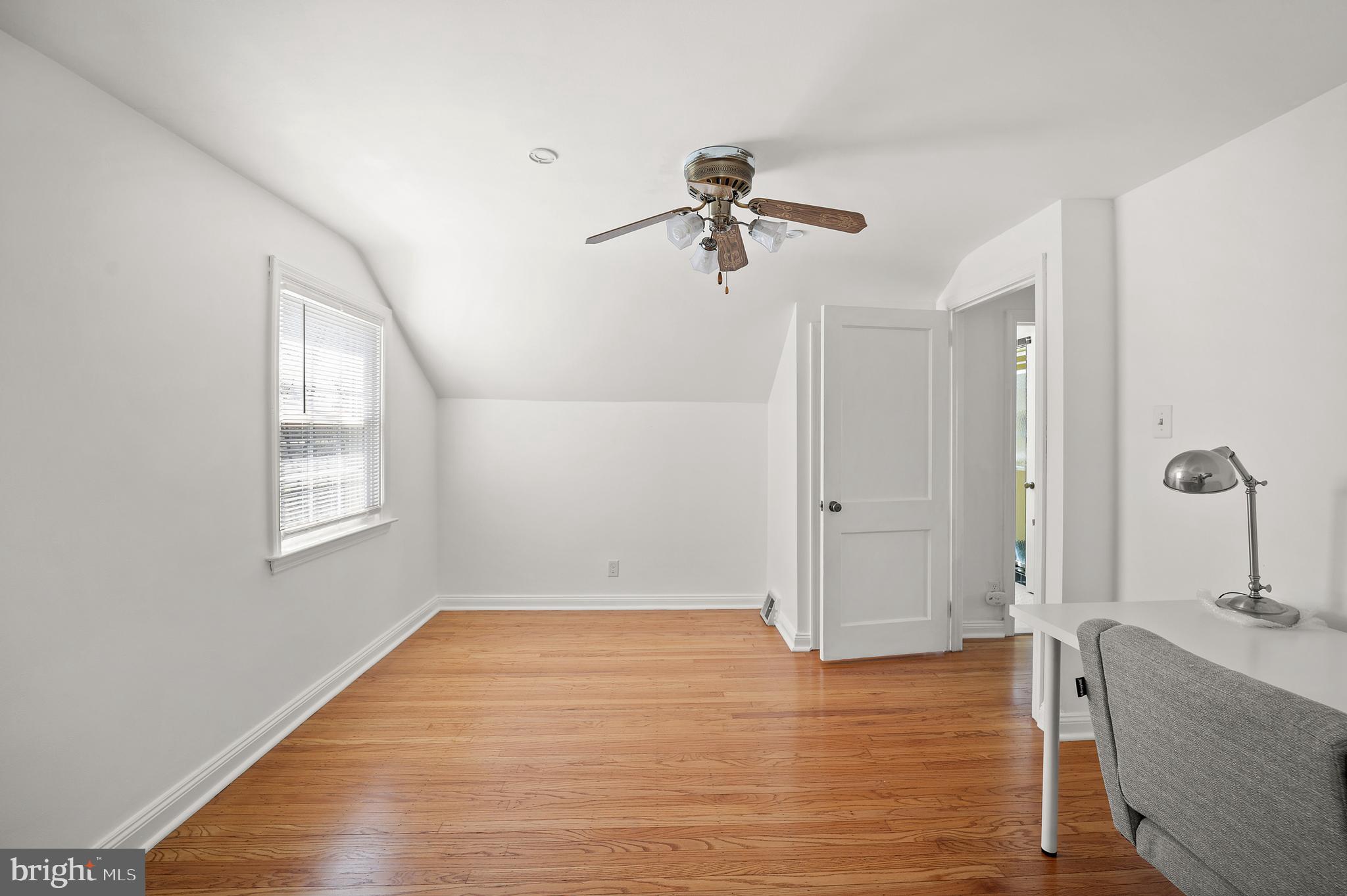 428 Kent Road Springfield, PA 19064 - Photo 22 of 33 2nd floor bedrooom 2