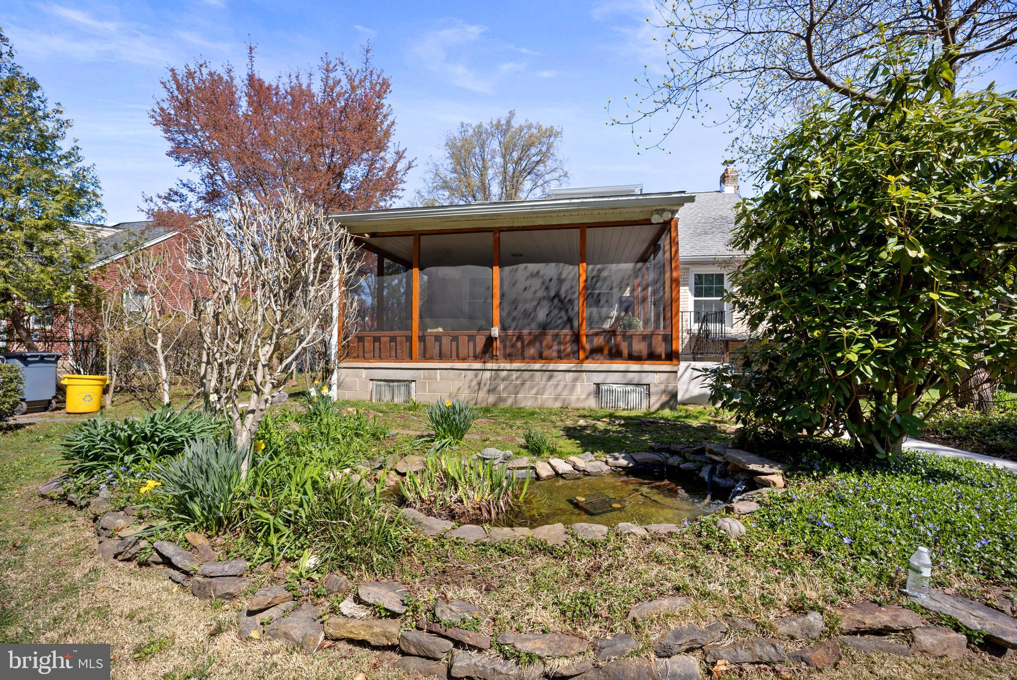 428 Kent Road Springfield, PA 19064 - Photo 31 of 33 Exterior Back/Pond