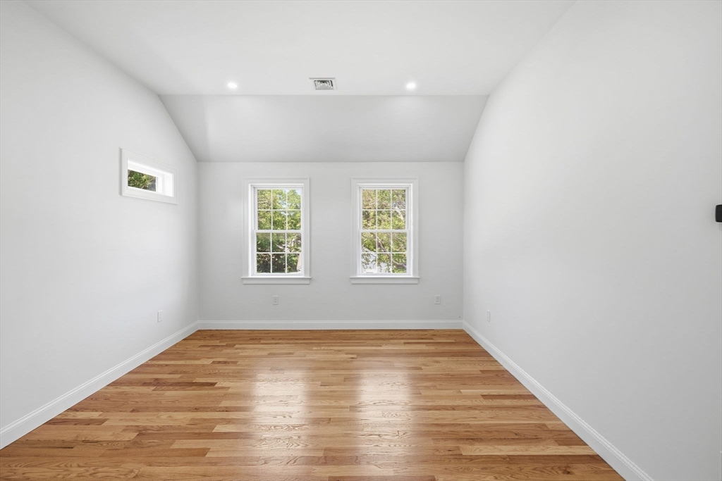 157 Compass Circle Barnstable, MA 02601 - Photo 13 of 25