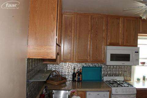 3422 Beveridge Road Flint, MI 48532 - Photo 8 of 22 20145022-7.JPG