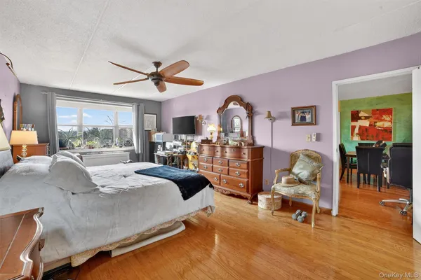 $550,000 | 1376 Midland Avenue, Unit 810, Bronxville, NY 10708