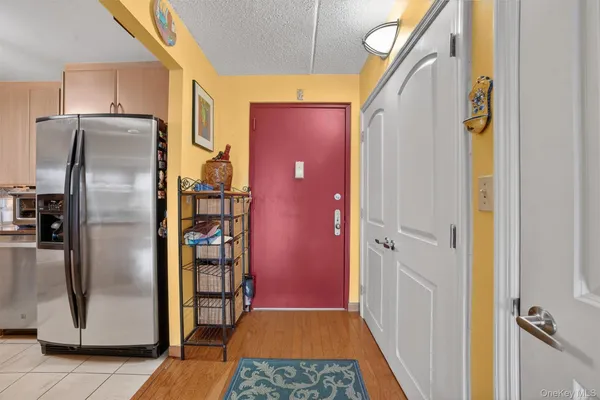 $550,000 | 1376 Midland Avenue, Unit 810, Bronxville, NY 10708