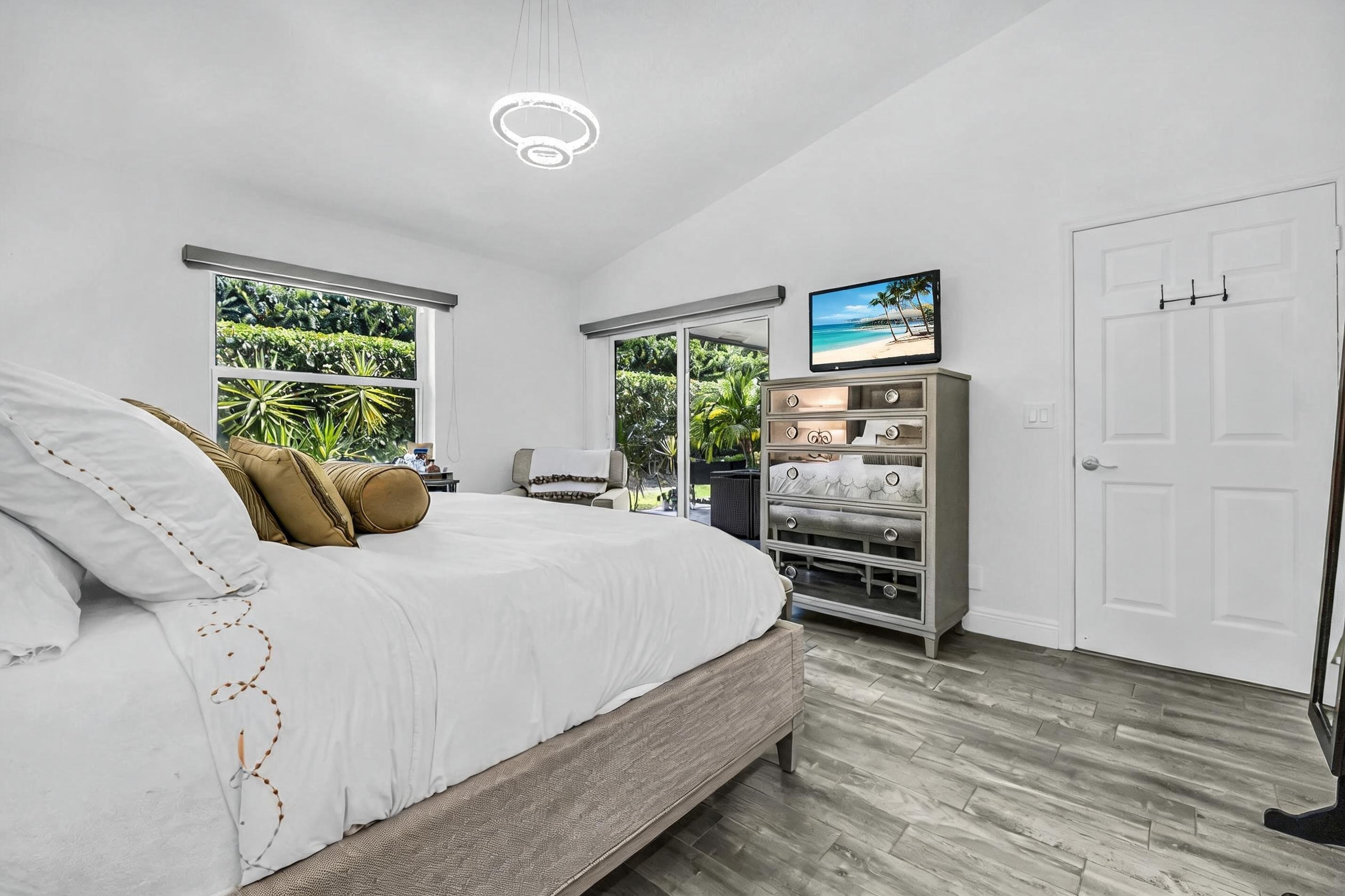 8255 Vía Bella Boca Raton, FL 33496 - Photo 25 of 67 16