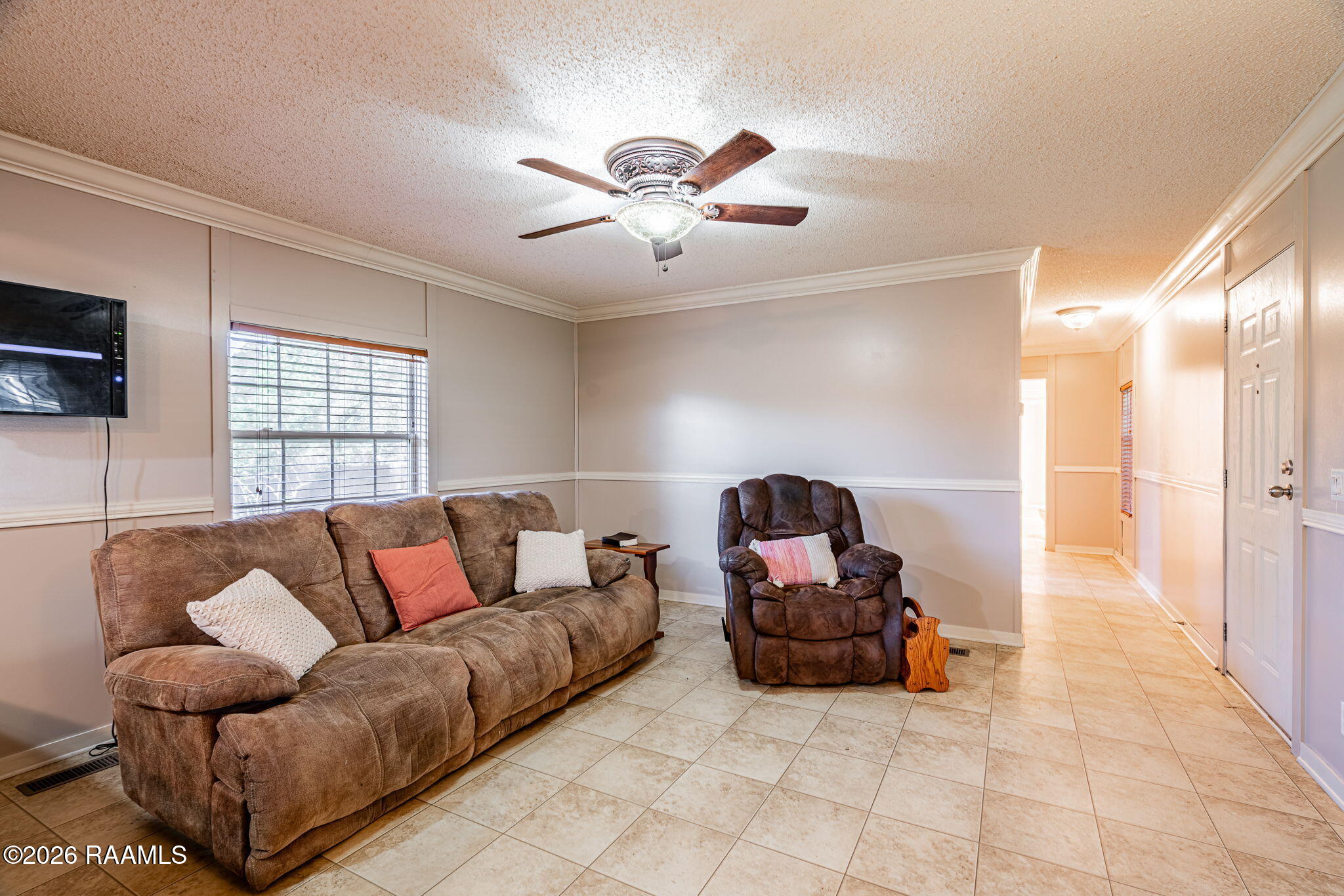 1010 Calais Loop Breaux Bridge, LA 70517 - Photo 4 of 28 4-web-or-mls-callais2