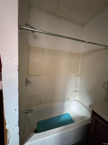 $34,900 | 31 South Union Street, Redkey, IN 47373