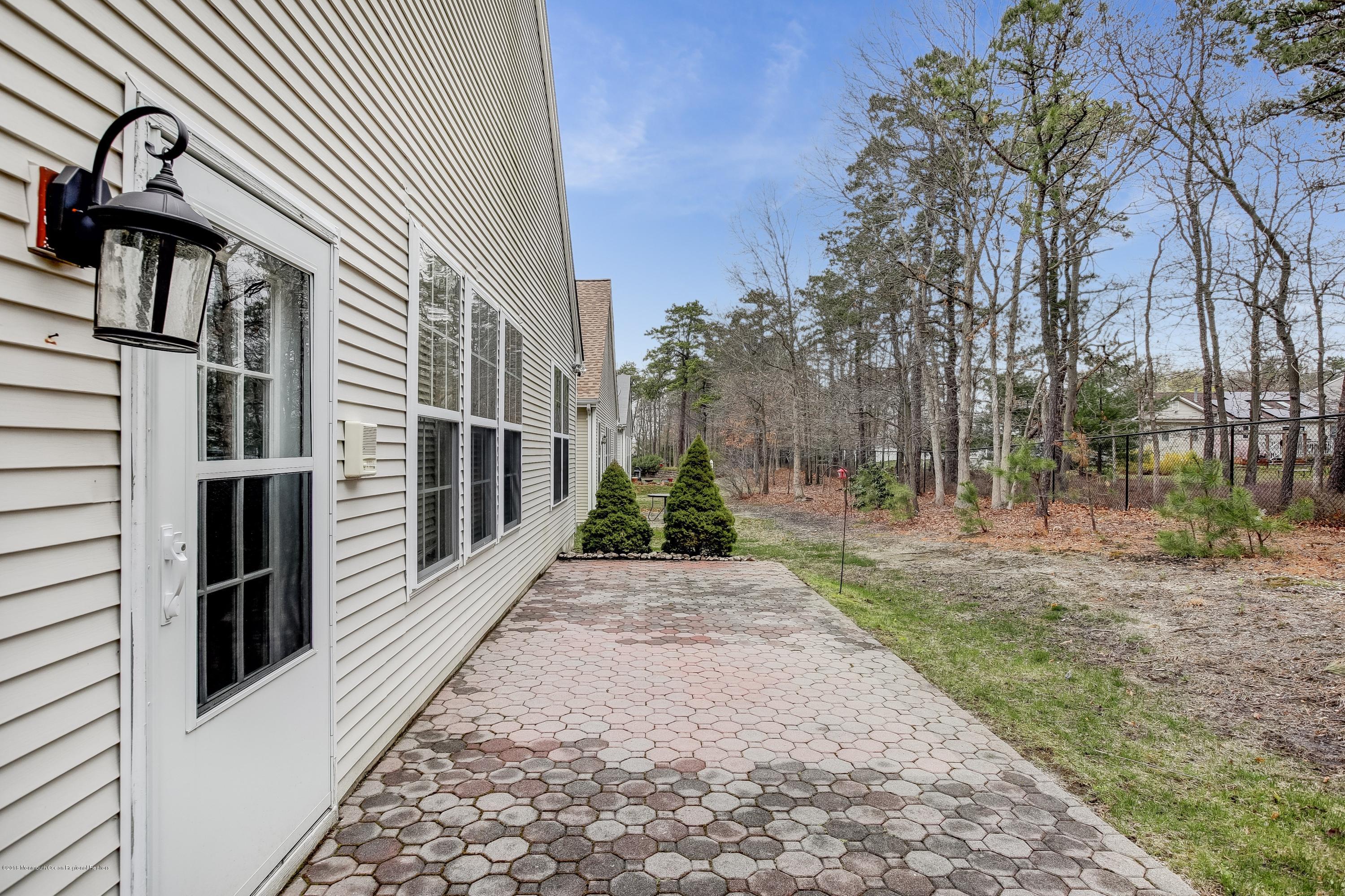 26 Shady Stream Road Barnegat, NJ 08005 - Photo 21 of 22 021_48594274