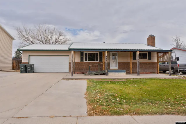 $299,000 | 217 South Windriver Drive, Douglas, WY 82633